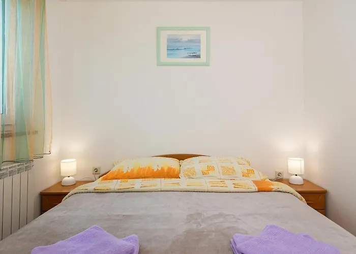 With Parking Space Kornic, Krk - 19478 Appartement